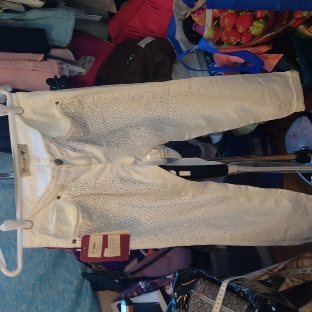 Alma Negra Italian beaded white Capri pants sz 44/L  new